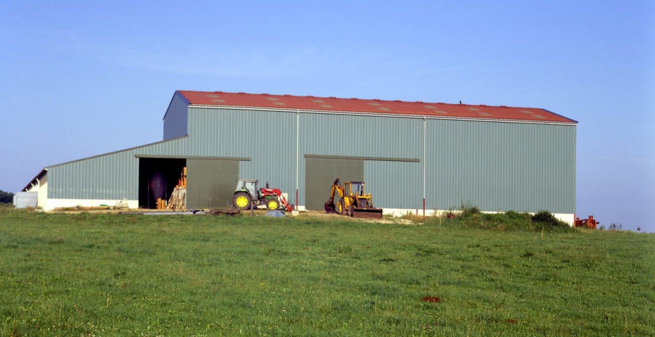 Waltefaugle  Des hangars agricoles pour protéger vos engins