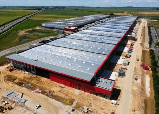 Bâtiment logistique